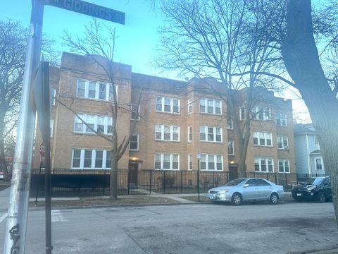 3752 W Giddings Street 3 Chicago IL 60625