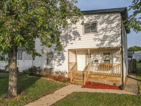 Photo of 136 N Oak Street, Manteno, IL 60950 (MLS # 12761622)