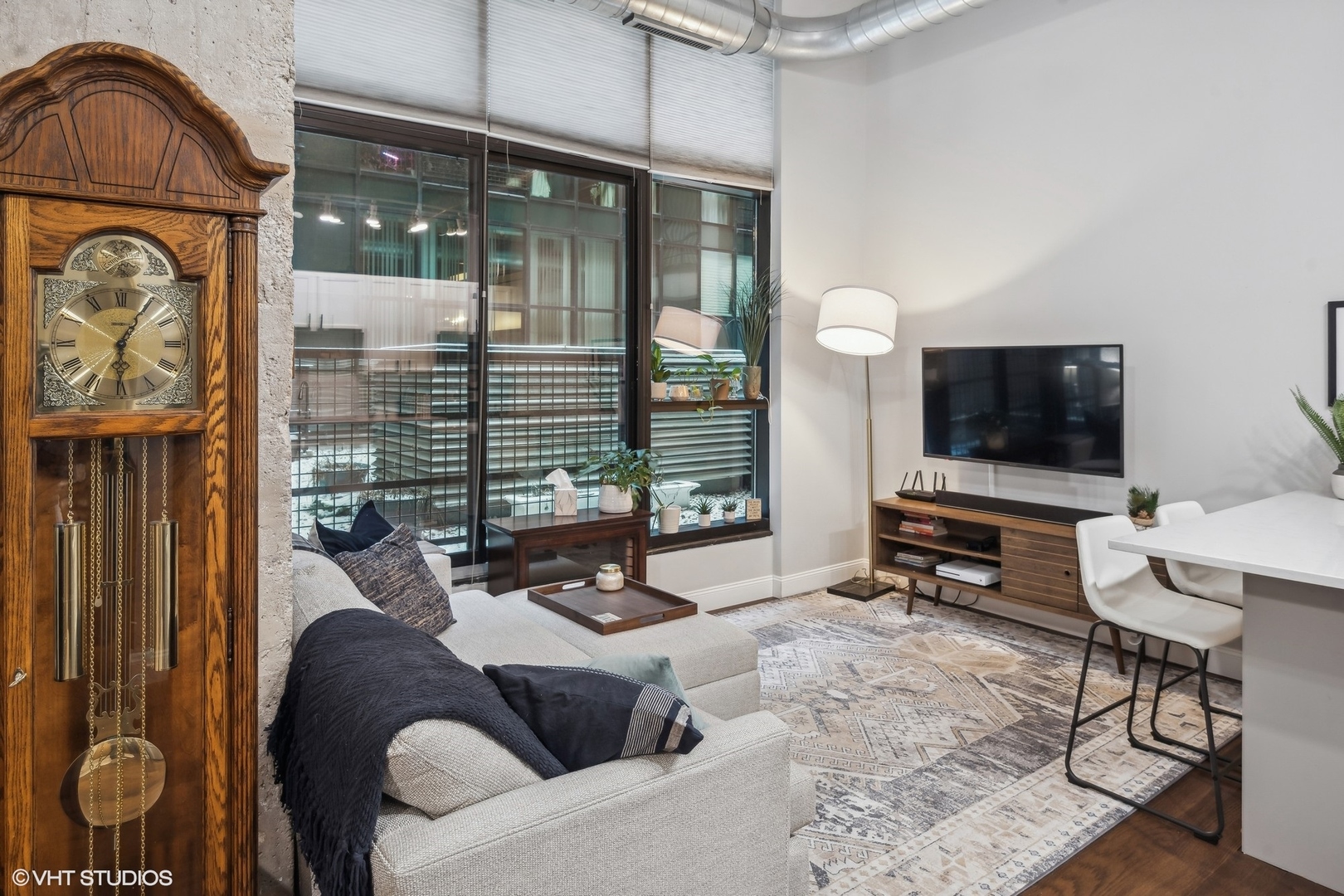 1645 W Ogden Avenue 341