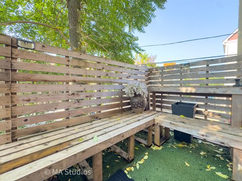 Tiny photo for 1140 W Newport Avenue #H, Chicago, IL 60657 (MLS # 12478322)