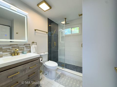 Tiny photo for 1140 W Newport Avenue #H, Chicago, IL 60657 (MLS # 12478322)