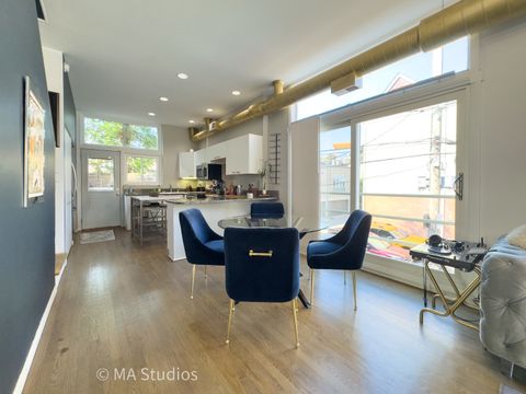 Tiny photo for 1140 W Newport Avenue #H, Chicago, IL 60657 (MLS # 12478322)