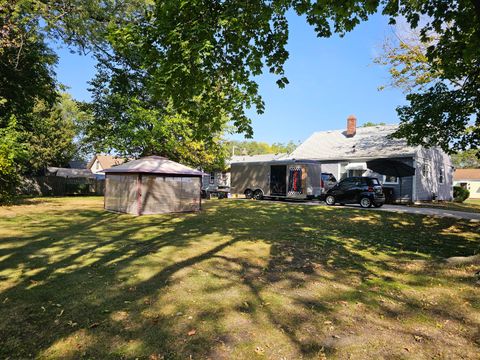 Tiny photo for 702 N Independence Avenue, Rockford, IL 61101 (MLS # 12500106)