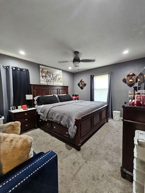 Tiny photo for 702 N Independence Avenue, Rockford, IL 61101 (MLS # 12500106)