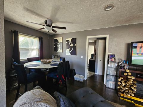 Tiny photo for 702 N Independence Avenue, Rockford, IL 61101 (MLS # 12500106)