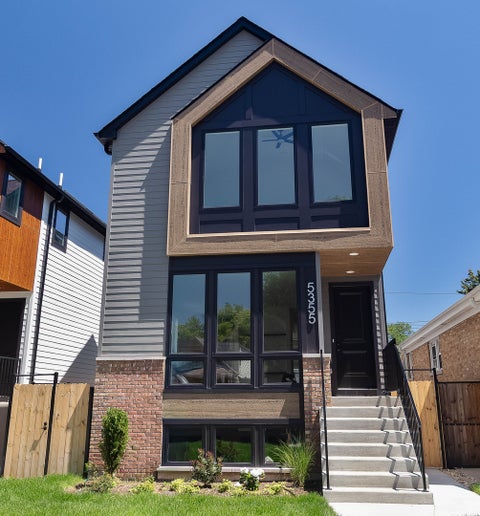 Photo of 5355 N Melvina Avenue, Chicago, IL 60630 (MLS # 12717706)