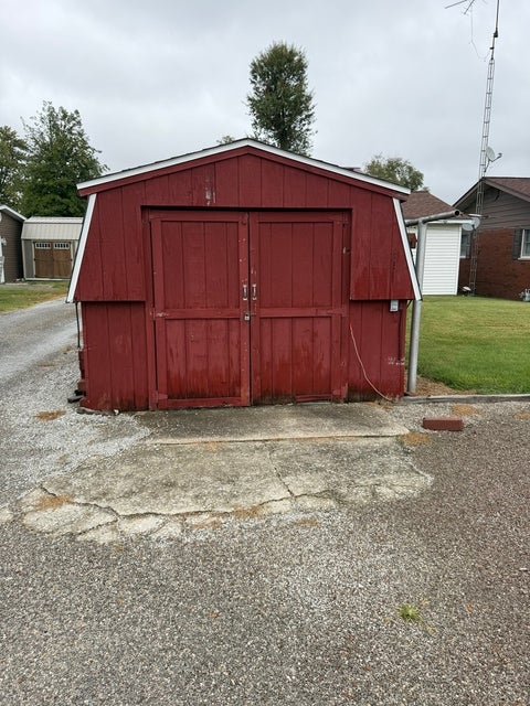 Tiny photo for 409 S Mill Street, Pinckneyville, IL 62274 (MLS # 12785468)