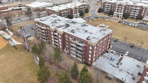 Tiny photo for 7081 W Touhy Avenue #407, Niles, IL 60714 (MLS # 12583494)