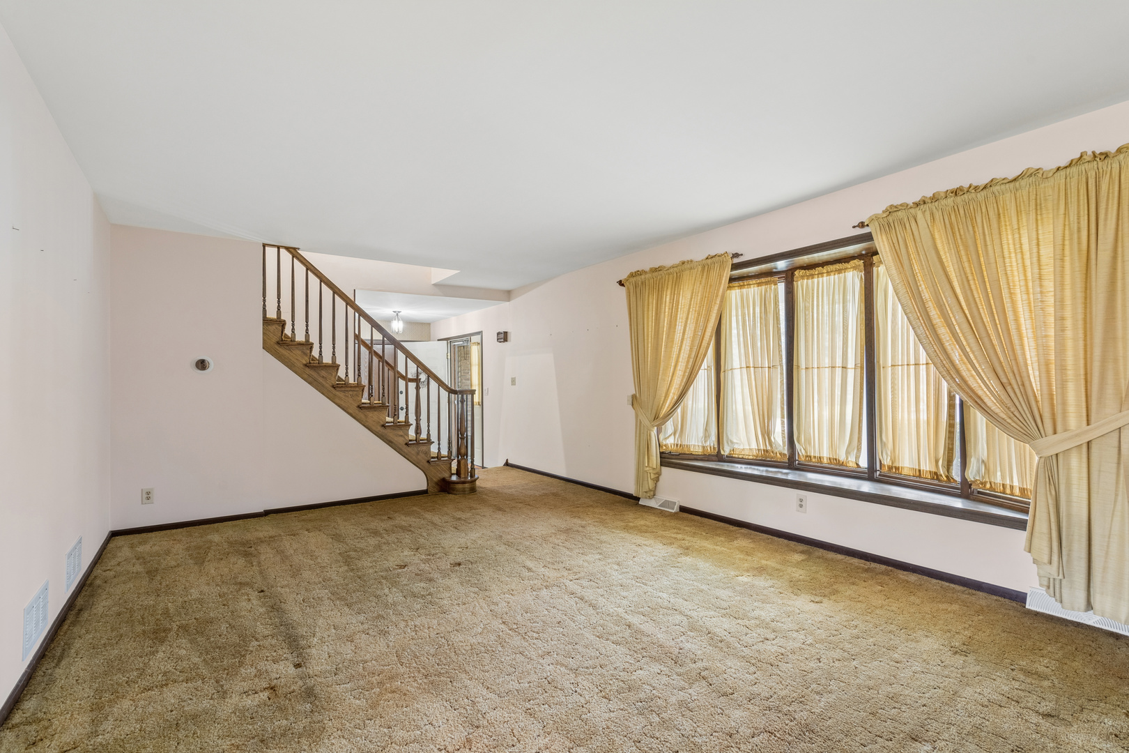 5017 Kenneth Drive