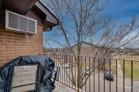 Tiny photo for 710 N Briar Hill Lane #5, Addison, IL 60101 (MLS # 12583765)