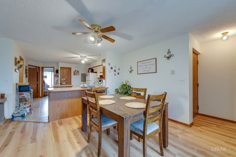Tiny photo for 710 N Briar Hill Lane #5, Addison, IL 60101 (MLS # 12583765)