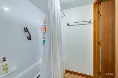 Tiny photo for 710 N Briar Hill Lane #5, Addison, IL 60101 (MLS # 12583765)