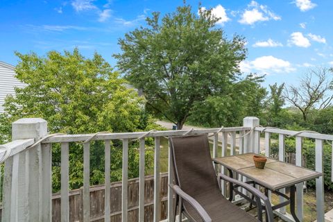 Tiny photo for 178 Stephanie Court #D, Bartlett, IL 60103 (MLS # 12451168)