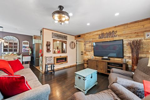 Tiny photo for 178 Stephanie Court #D, Bartlett, IL 60103 (MLS # 12451168)