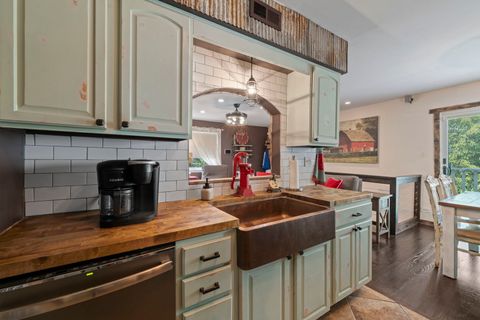 Tiny photo for 178 Stephanie Court #D, Bartlett, IL 60103 (MLS # 12451168)