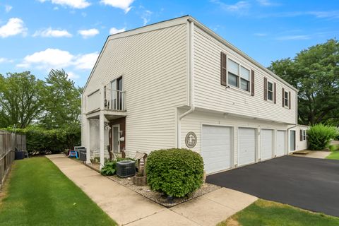 Tiny photo for 178 Stephanie Court #D, Bartlett, IL 60103 (MLS # 12451168)