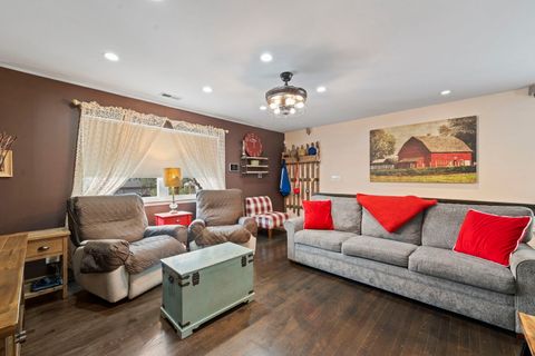 Tiny photo for 178 Stephanie Court #D, Bartlett, IL 60103 (MLS # 12451168)