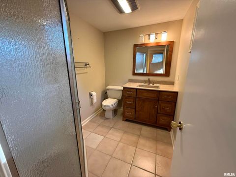 Tiny photo for 212 S 12TH Street, Herrin, IL 62948 (MLS # EB460325)