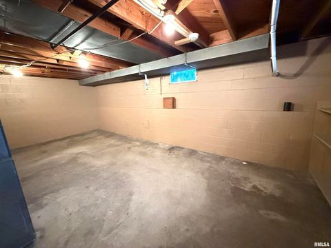 Tiny photo for 212 S 12TH Street, Herrin, IL 62948 (MLS # EB460325)