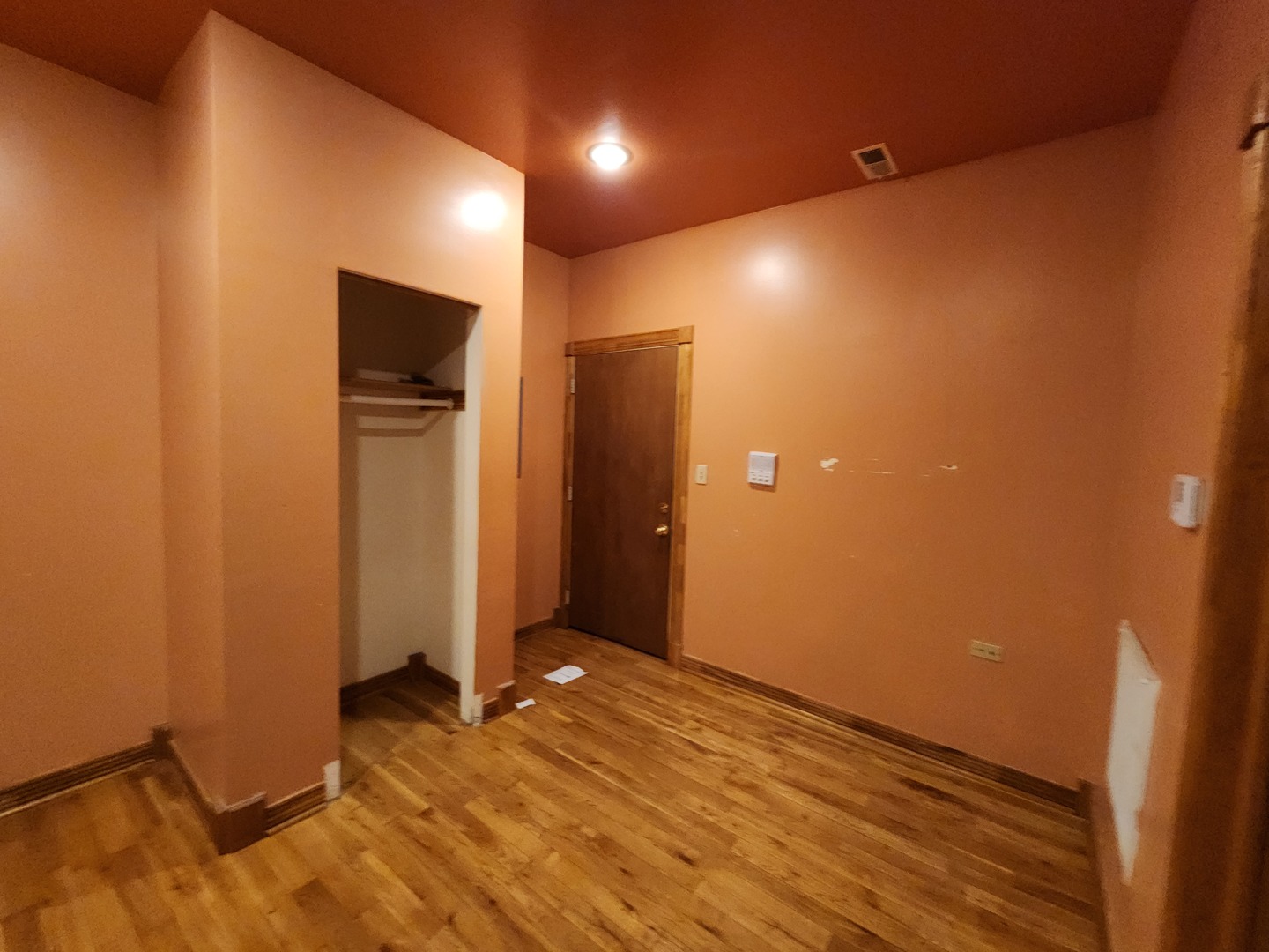 1756 W 35TH Street 2R