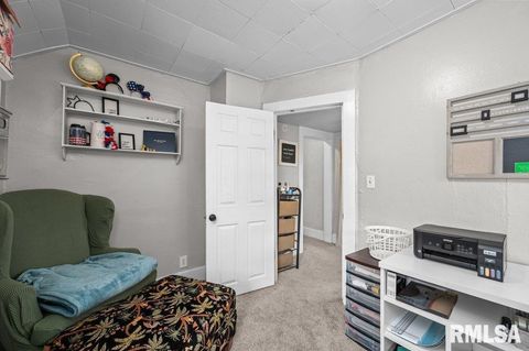 Tiny photo for 2611 GRAND Avenue, Davenport, IA 52803 (MLS # QC4268178)