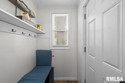 Tiny photo for 2611 GRAND Avenue, Davenport, IA 52803 (MLS # QC4268178)