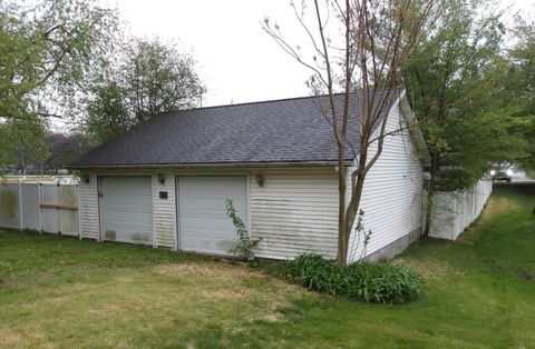 Tiny photo for 1142 E Broadway, Monmouth, IL 61462 (MLS # 12470905)