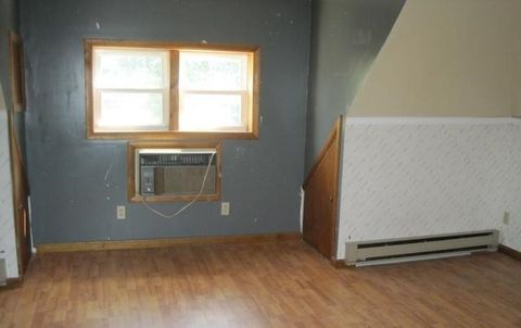 Tiny photo for 1142 E Broadway, Monmouth, IL 61462 (MLS # 12470905)