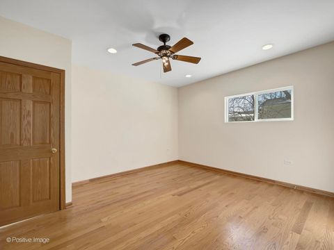 Tiny photo for 1500 Pershing Avenue, Wheaton, IL 60189 (MLS # 12632927)