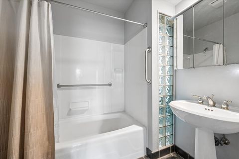 Tiny photo for 2149 W Eastwood Avenue, Chicago, IL 60625 (MLS # 12610716)