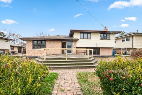 Tiny photo for Crestwood, IL 60418 (MLS # 12524732)