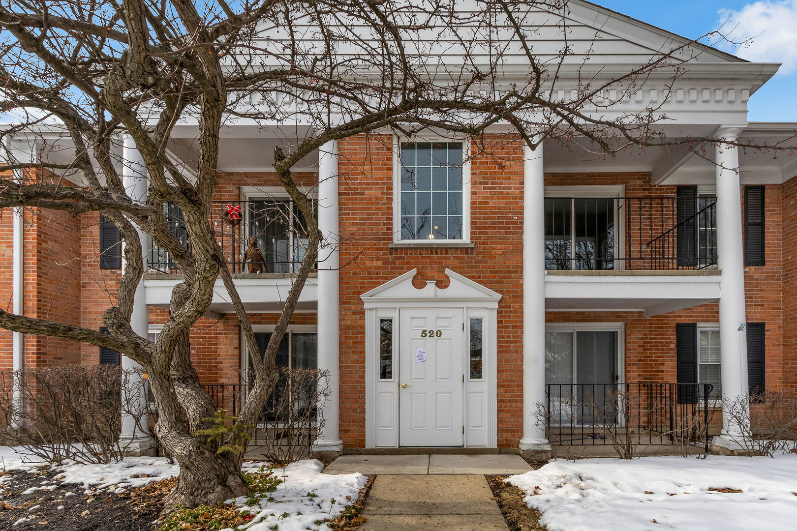 520 Shorely Drive 201