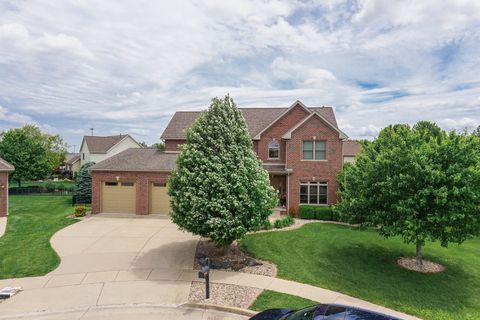 Tiny photo for 13 Kilborn Court, Bloomington, IL 61704 (MLS # 12653496)