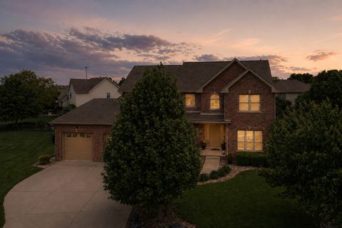 Tiny photo for 13 Kilborn Court, Bloomington, IL 61704 (MLS # 12653496)