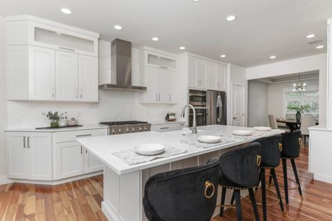 Tiny photo for 13 Kilborn Court, Bloomington, IL 61704 (MLS # 12653496)