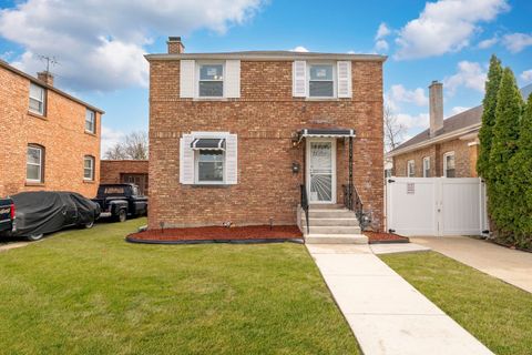 Photo of 225 Marshall Avenue, Bellwood, IL 60104 (MLS # 12602988)