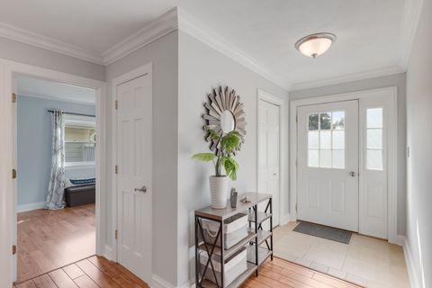 Tiny photo for 188 Oakwood Drive, Antioch, IL 60002 (MLS # 12534503)