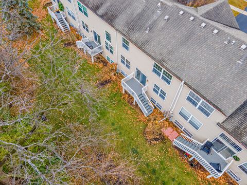 Tiny photo for 221 Mistwood Lane #221, Crystal Lake, IL 60014 (MLS # 12520588)