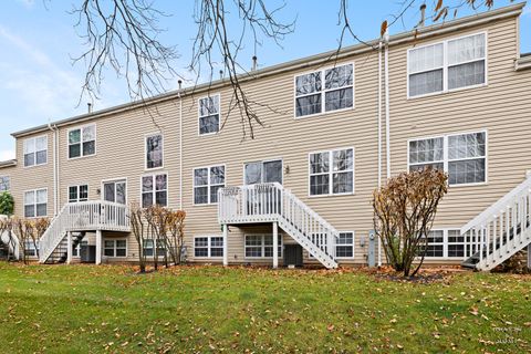 Tiny photo for 221 Mistwood Lane #221, Crystal Lake, IL 60014 (MLS # 12520588)