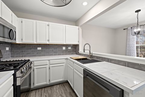 Tiny photo for 221 Mistwood Lane #221, Crystal Lake, IL 60014 (MLS # 12520588)