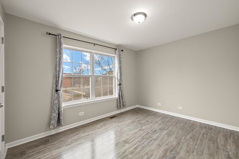 Tiny photo for 221 Mistwood Lane #221, Crystal Lake, IL 60014 (MLS # 12520588)