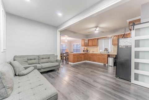 Tiny photo for 4129 Gage Avenue, Lyons, IL 60534 (MLS # 12581764)