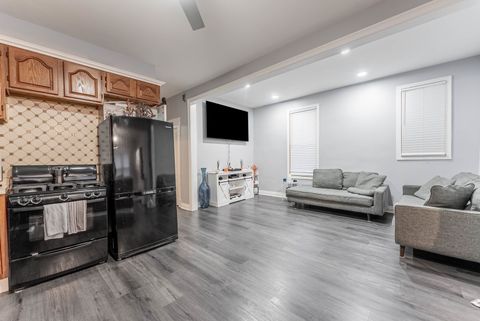 Tiny photo for 4129 Gage Avenue, Lyons, IL 60534 (MLS # 12581764)