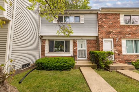 426 Greentree Lane Bolingbrook IL 60440