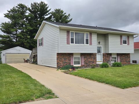 Photo of 2203 20th Avenue, Sterling, IL 61081 (MLS # 12653691)