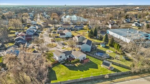 Tiny photo for 1502 Sawgrass Court, Elgin, IL 60123 (MLS # 12592325)