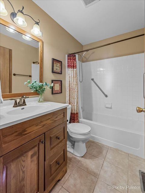 Tiny photo for 1502 Sawgrass Court, Elgin, IL 60123 (MLS # 12592325)