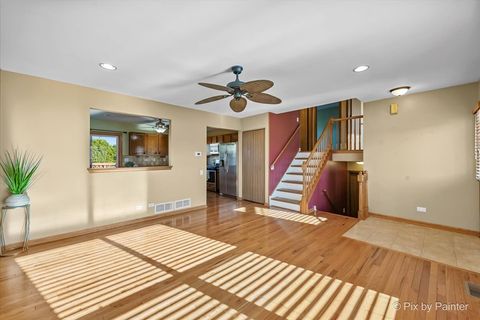 Tiny photo for 1502 Sawgrass Court, Elgin, IL 60123 (MLS # 12592325)