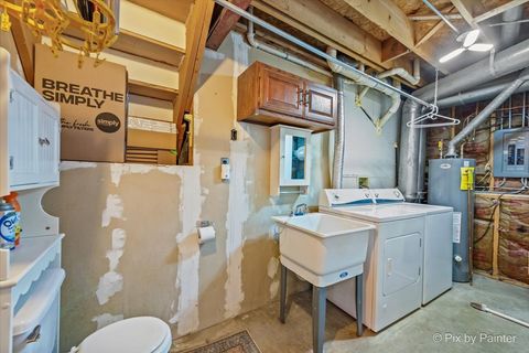 Tiny photo for 1502 Sawgrass Court, Elgin, IL 60123 (MLS # 12592325)