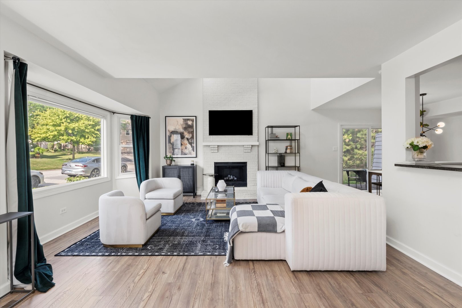 9216 Cliffside Lane